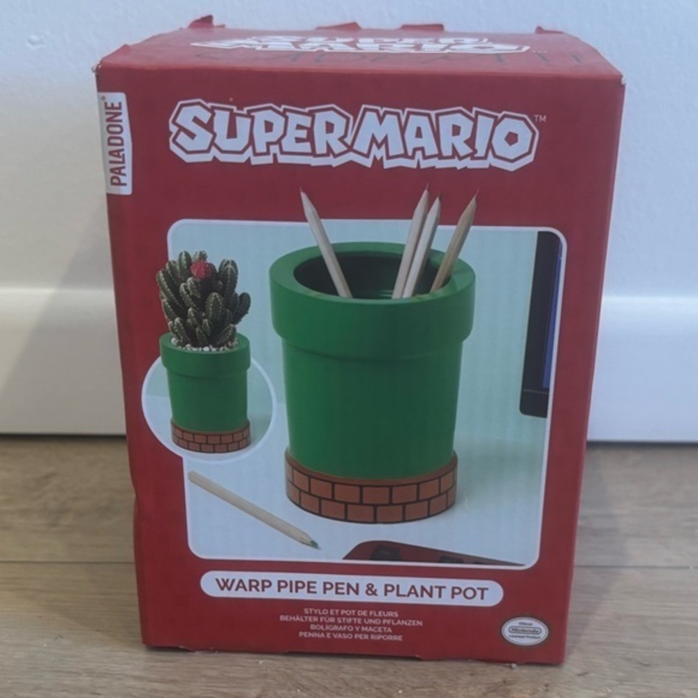 Mario Warp Pipe Planter/Pen Holder NWT